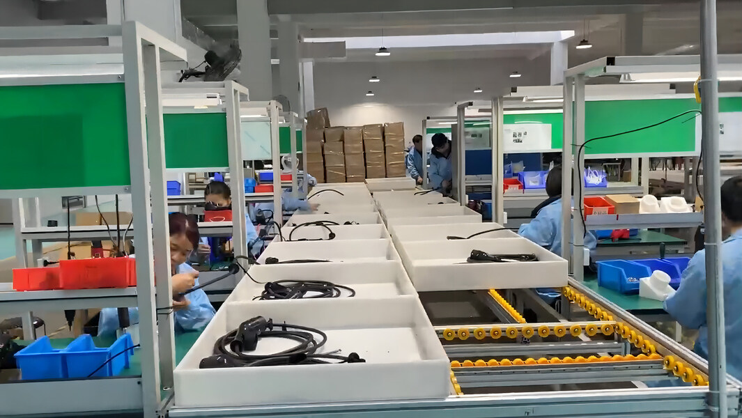 Chengdu Sixpence Technology Co.,Ltd. lini produksi pabrikan