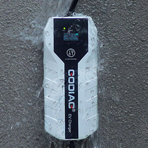 3.5kw 7kw Portable GB/T EV Charger Dengan CEE / Schuko / PSB-16 Plug 8A - 32A Disesuaikan 3