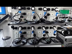 Tesla 16A 32A EV Portable Charger Bluetooth Keamanan Maksimum Dengan Pelindung Berbagai